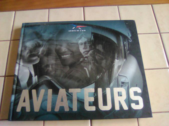 Ouvrage sur l'armee de l'air francaise