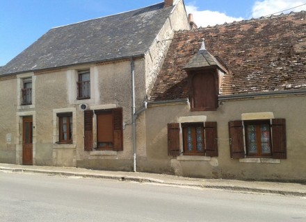 Maison de village dans le cher.