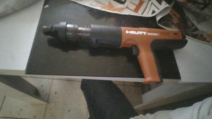 Clouteuse a poudre hiltidx351 