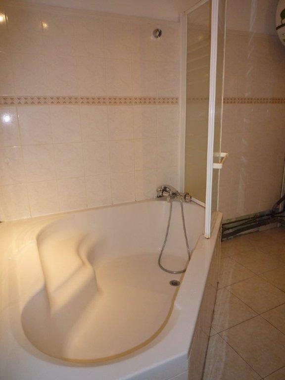 Appartement sur JONQUIERES