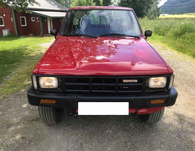 Toyota HiLux 2.4D Singel cab Diesel 1984