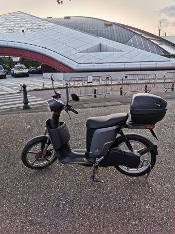 Scooter électrique askoll es2 