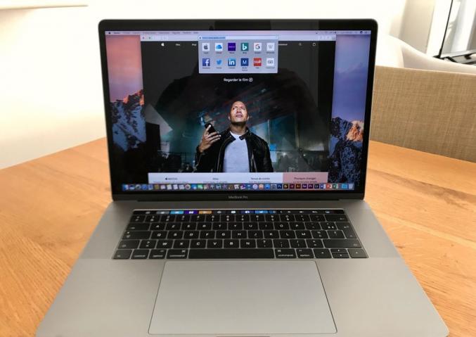 MacBook Pro 15" Touch Bar 2017