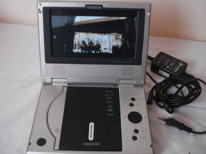 LECTEUR DVD PORTABLE THOMSON