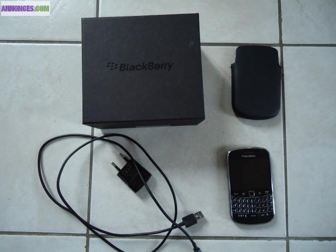 BlackBerry BOLD 9900