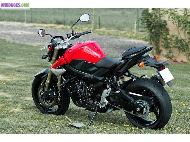 Suzuki Gsr 750