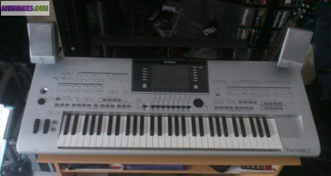 Clavier arrangeur Yamaha Tyros 3
