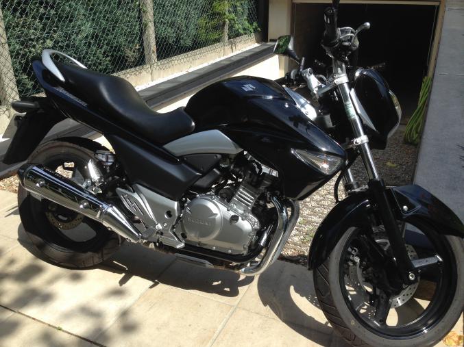 SUZUKI INAZUMA GW 250cc