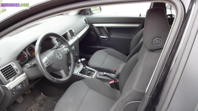 Vends Opel Vecrta 3