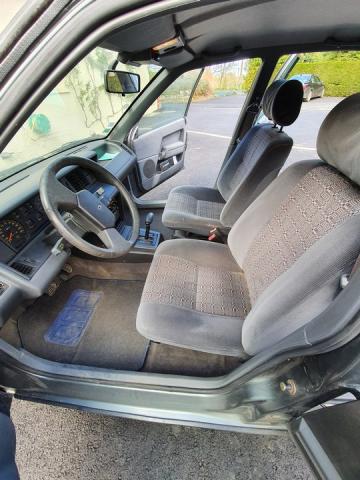 Véhicule RENAULT R 21 BOITE AUTOMATIQUE