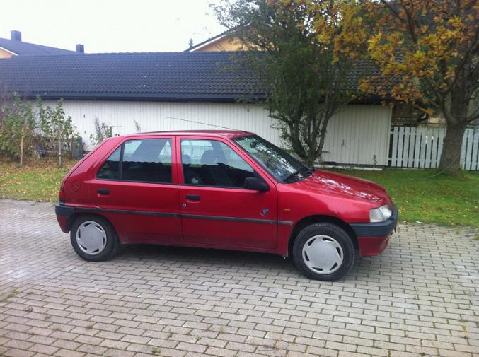 Belle Peugeot 106 (2) d color line