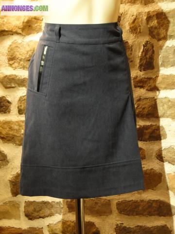 VÊTEMENT FEMME: SUPERBE JUPE T44 NEUVE avec ETIQUETTE (Robe)