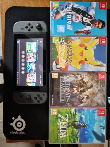 Nintendo Switch + Jeux + Manette filaire officielle