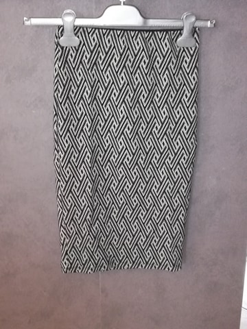 Jupes femme taille 34