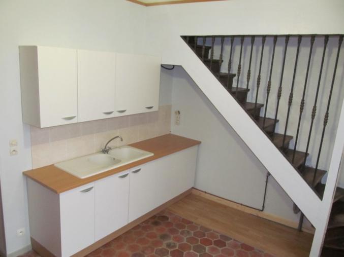 Particulier vend maison de ville ancienne avec cour privée à la Ferté Gaucher