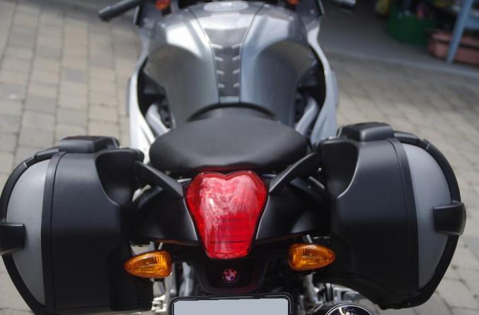 BMW K1200S très belle à saisir