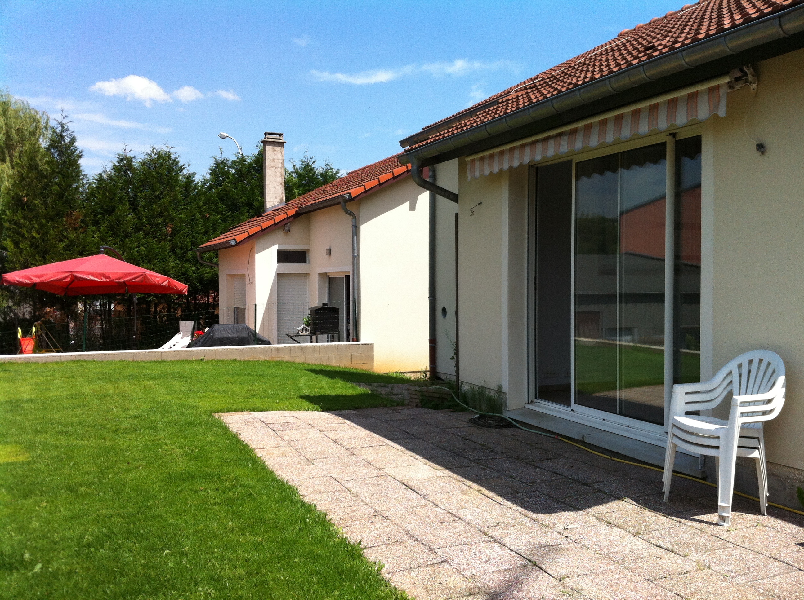 Beau pavillon récent