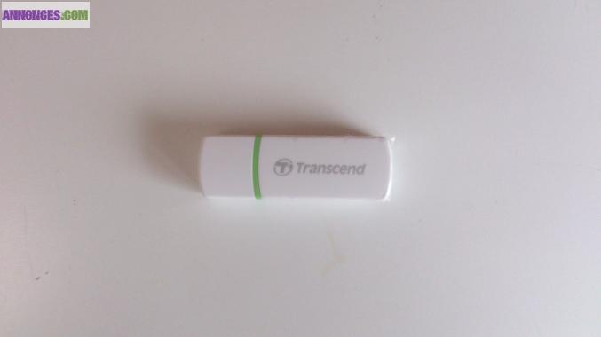 Adapteur USB pour les cartes SD et micro SD de la marque Transcend
