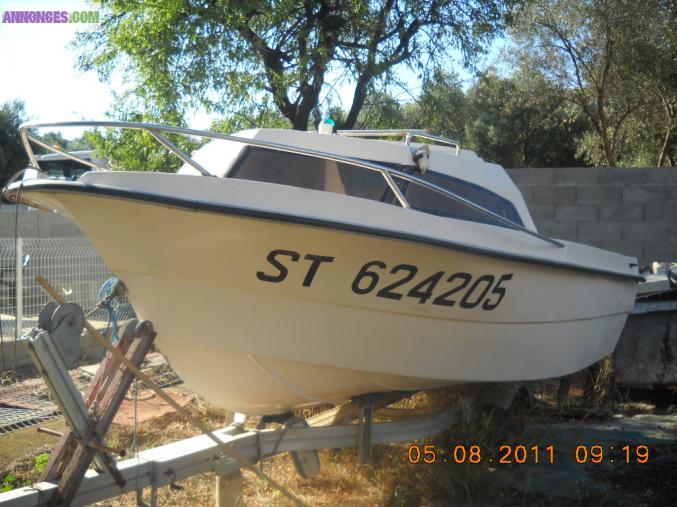 Bateau pèche - promenade