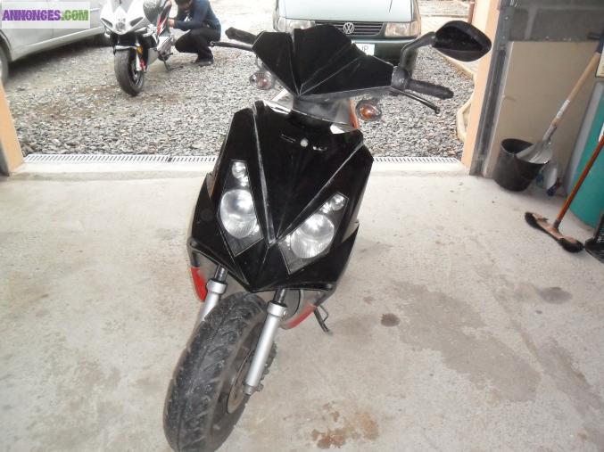 Scooter tnt motor strike