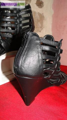 Chaussures femme : Escarpin , Nu Pied BRUNO ROSSI (40) / NEUF