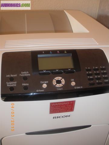 Imprimante à toner céramique