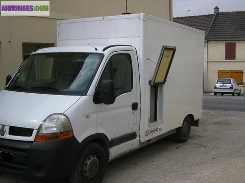 Camion pizza equipé pret a travailler