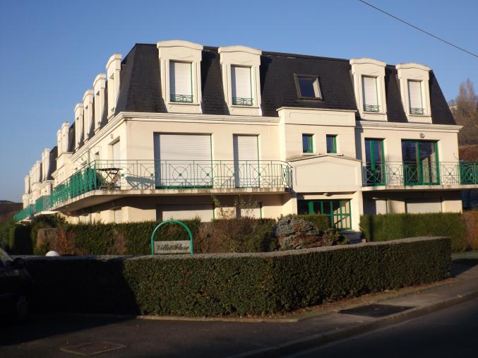 Charmant appartement f 2