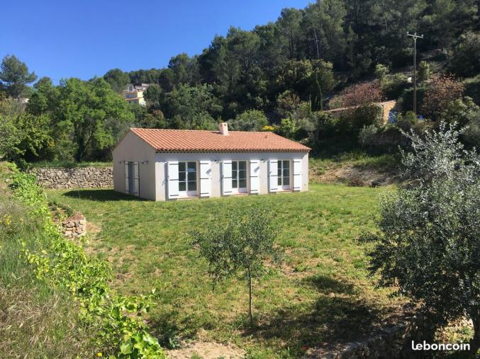 Rare sur cotignac villa plein sud 1000 m2 terrain