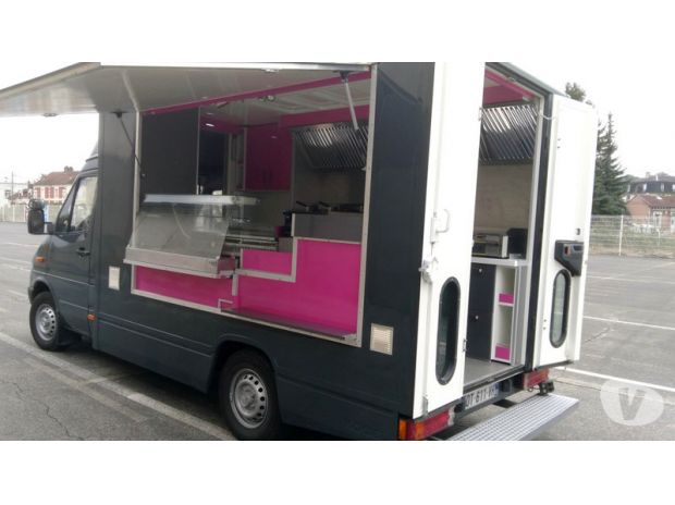 Mercedes sprinter magasin food truck friterie
