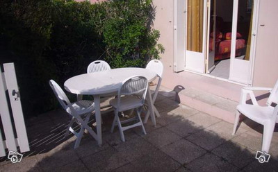 LAVANDOU Proche Mer Dispo Juillet Août Parking