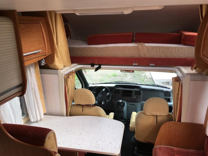 Camping-car VILAMOBIL cario 6/5