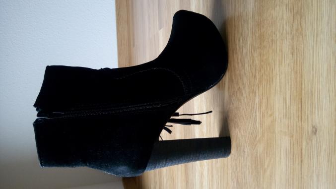 Bottines femme T. 36