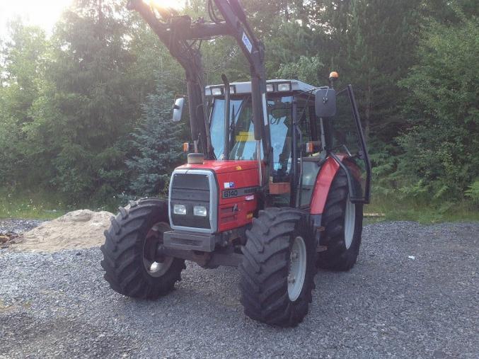 1997, Massey Ferguson 6140 en excellent état