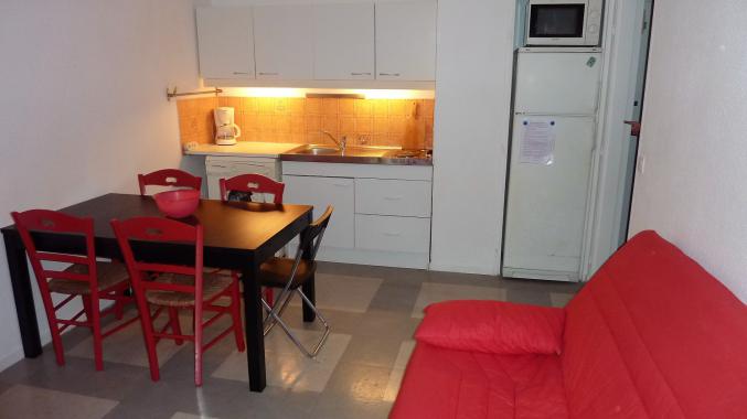 Appartement rdch à 100m de la mer