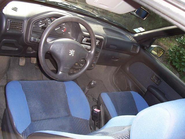 Peugeot 106 (2) d color line 3p