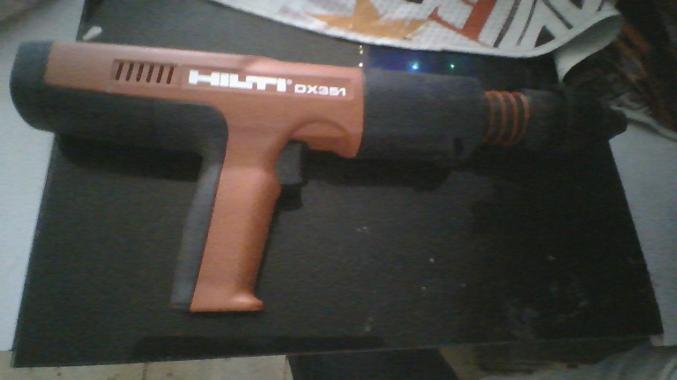 Clouteuse a poudre hiltidx351 