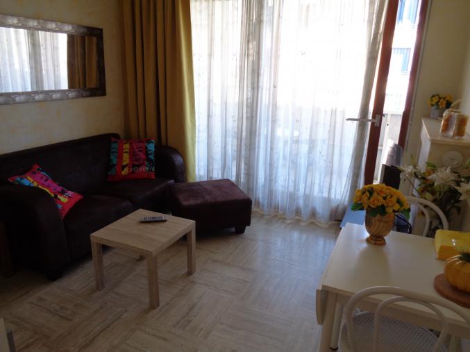 LOCATION MEUBLEE AU MOIS