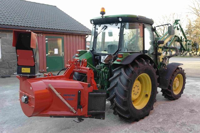 John Deere 5515-4