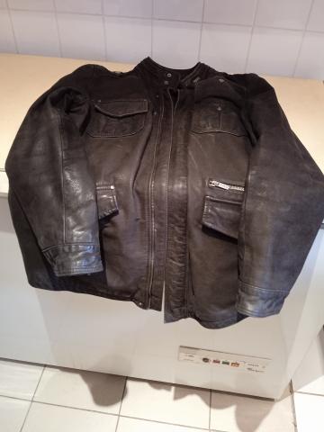 BLOUSON EN CUIR
