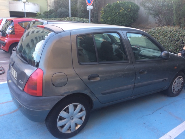 Renault Clio a saisir