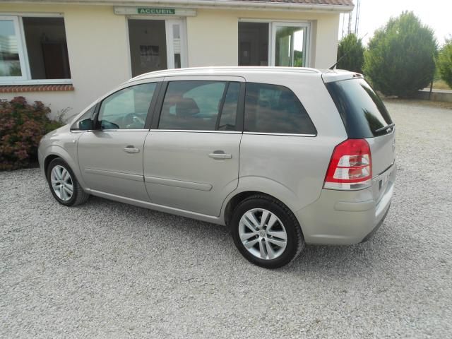 Opel Zafira ii 1.7 cdti