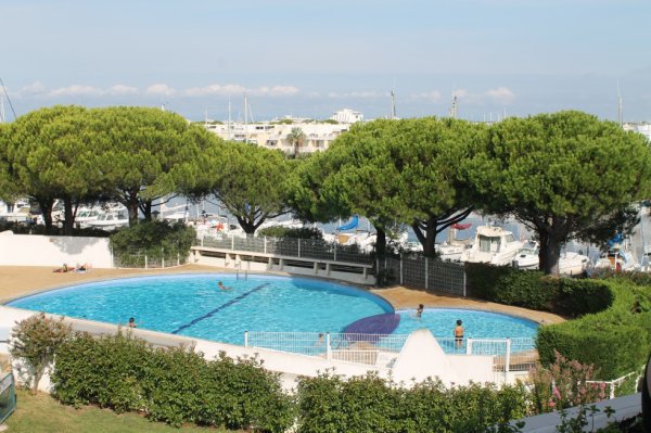 BEAU STUDIO WIFI,PARKING GRATUIT