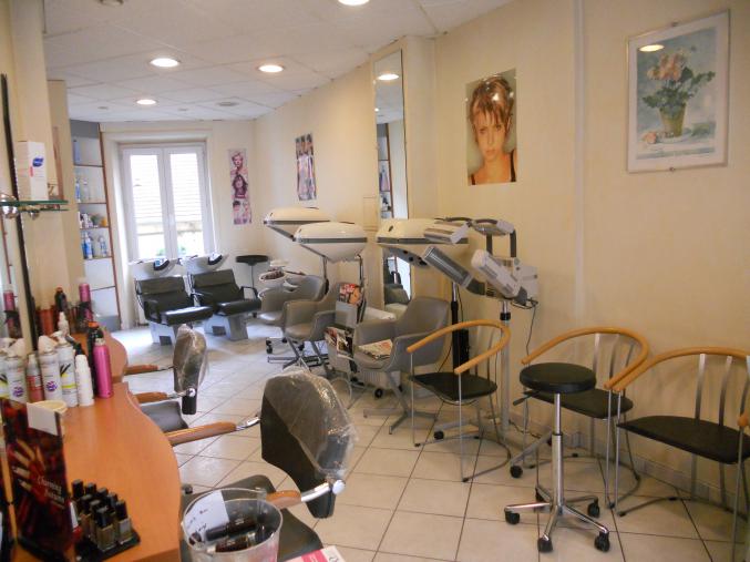 Salon de coiffure mixte en plein centre ville