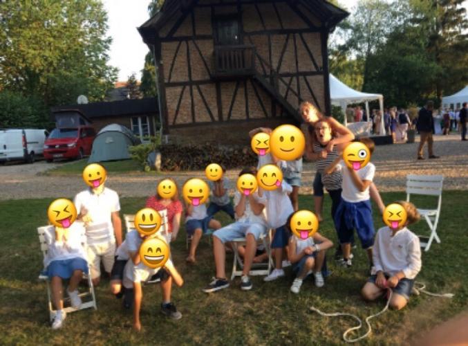 Baby-sitters - animatrices mariages