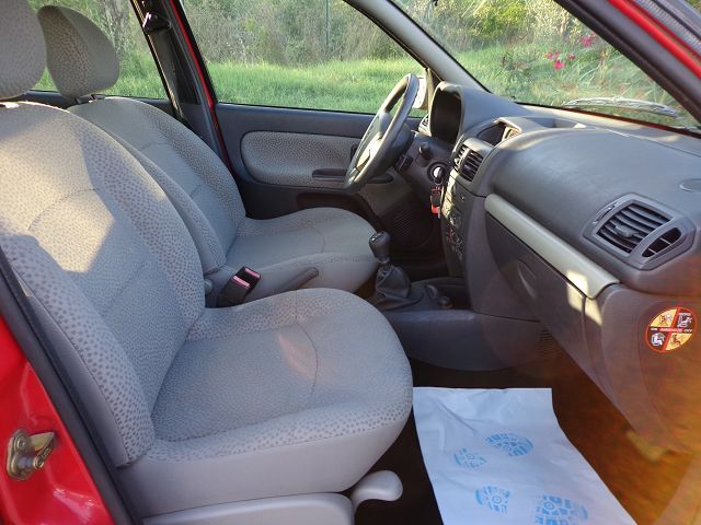 Renault Clio ii (2) campus 1.5 dci 65 5p