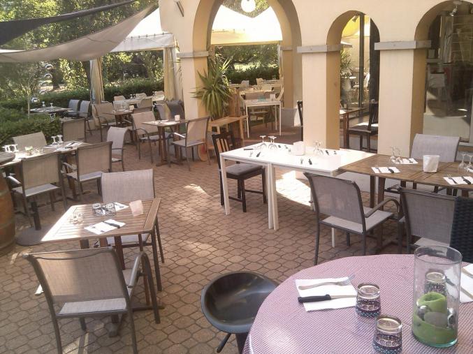 Murs et fond de commerce restaurant