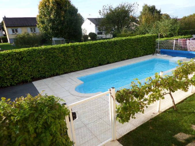 MAISON PROCHE VERDUN (BELLERAY) 7 pièces et piscine Desjoyaux
