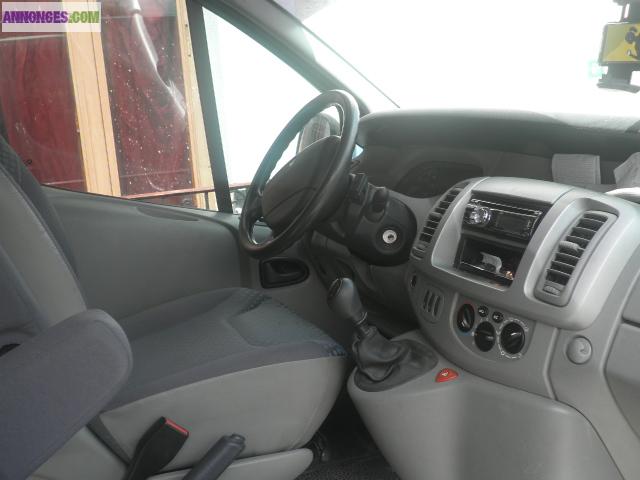 Renault trafic 2l