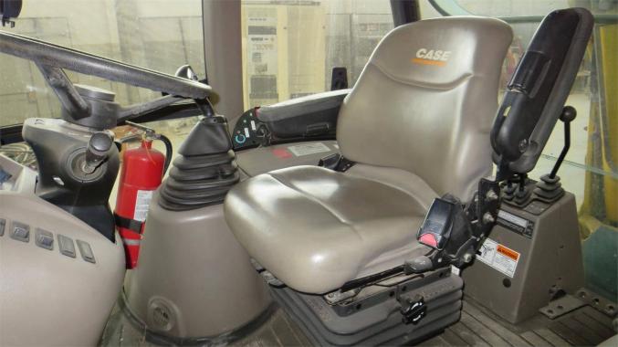 CASE 580SM III Tractopelle (2008)